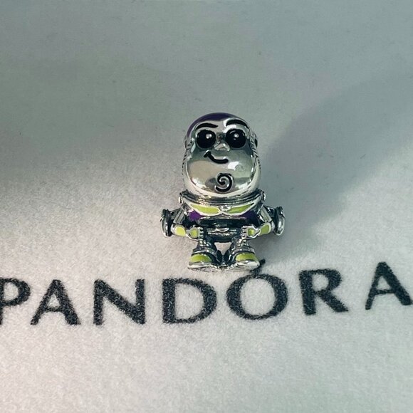 Pandora Disney Pixar Buzz Lightyear Charm - Picture 1 of 5